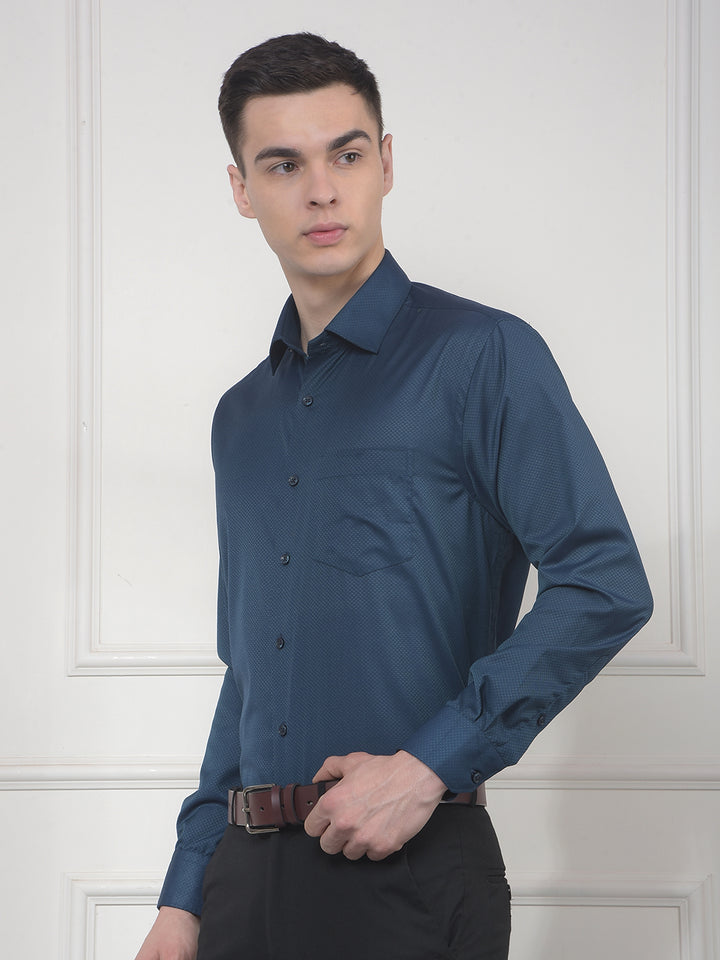 cobb dark green solid smart-fit formal shirt