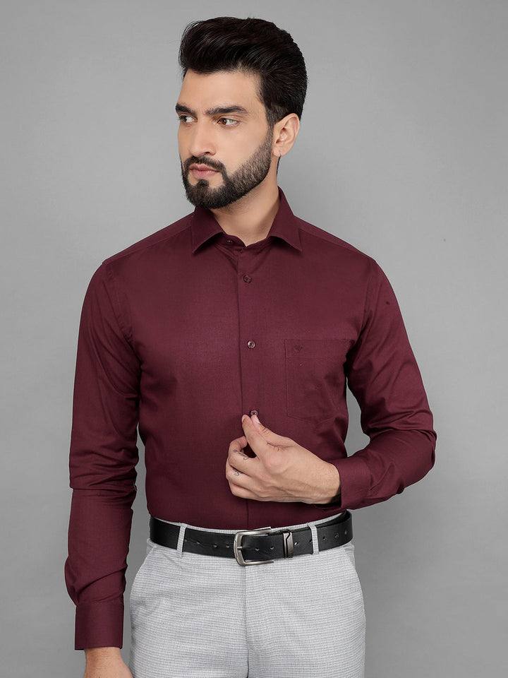 cobb solid wine linen smart-fit formal shirt