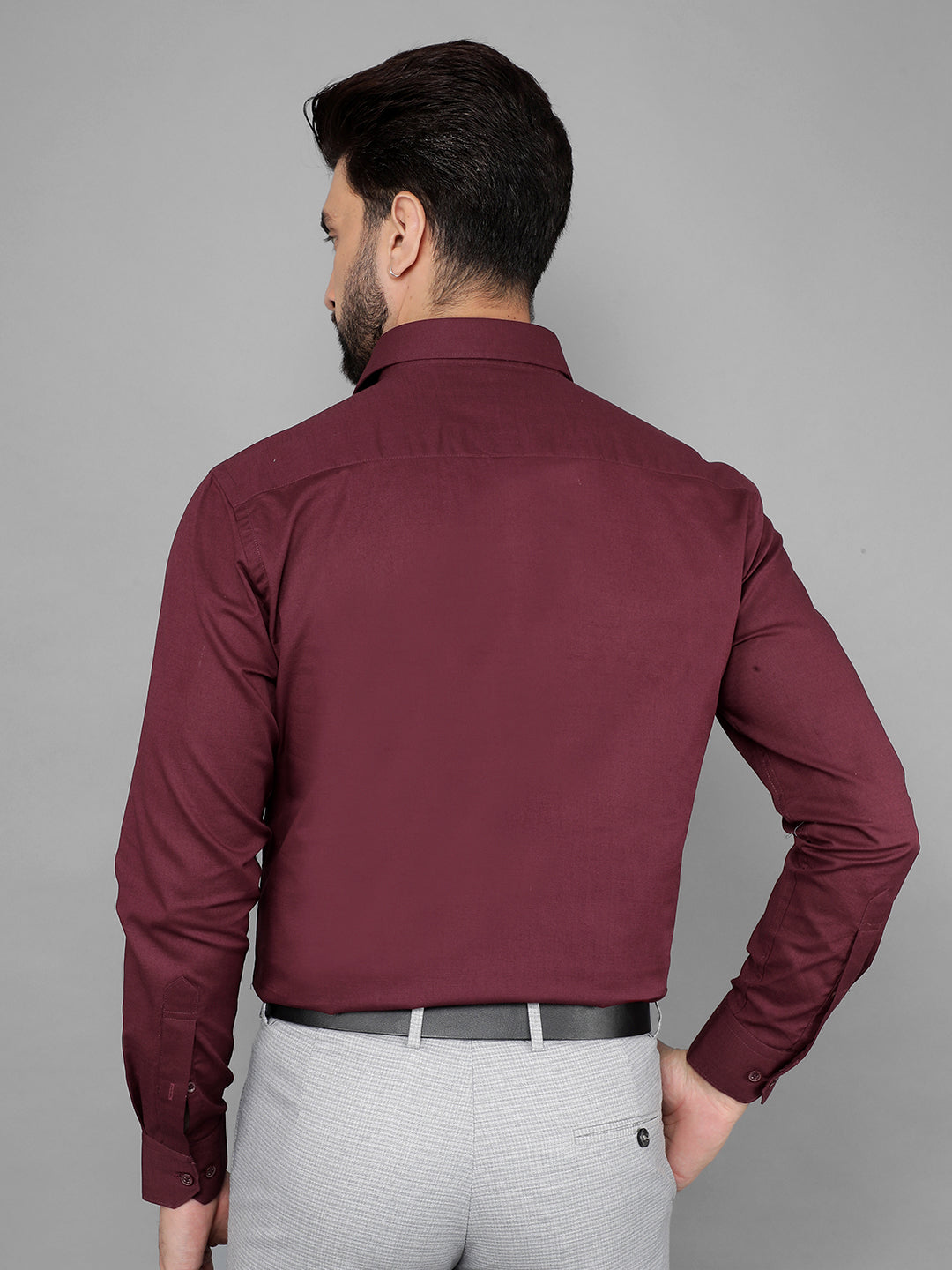 cobb solid wine linen smart-fit formal shirt