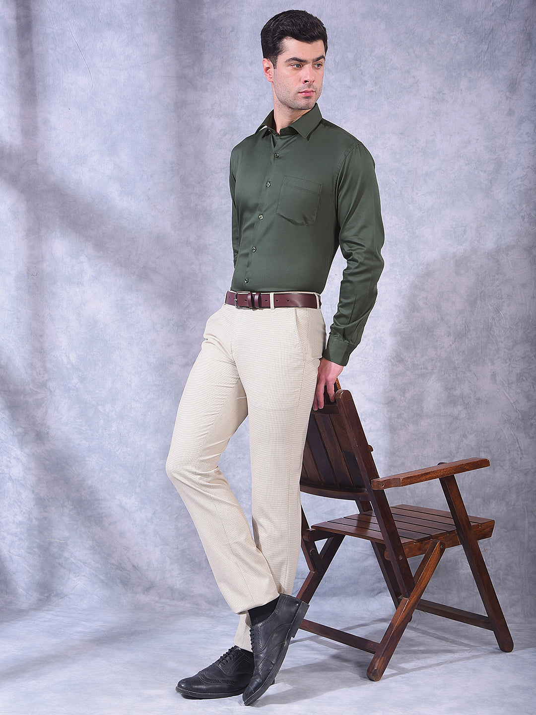 COBB GREEN SOLID STRETCH-FIT FORMAL SHIRT