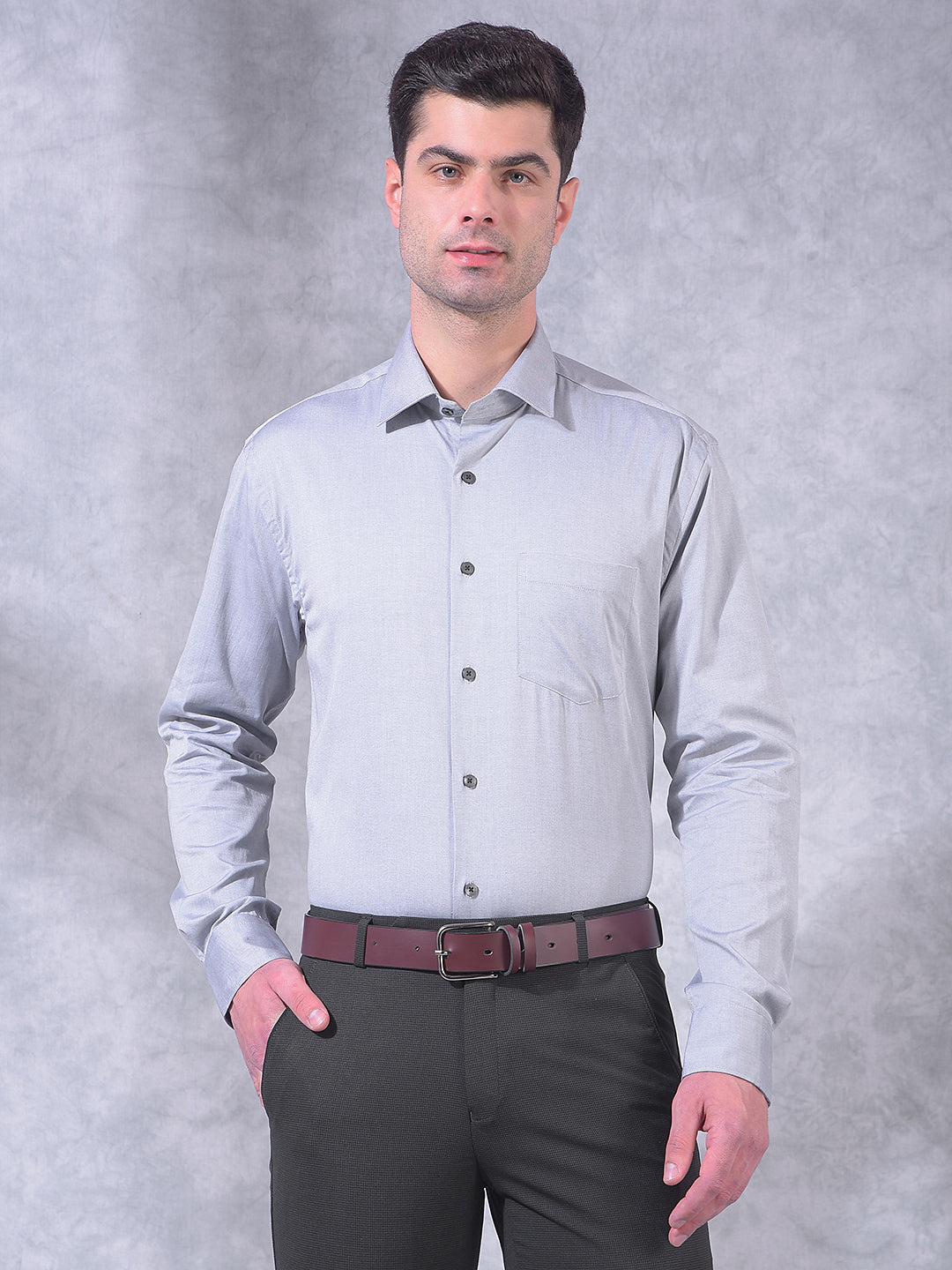 cobb grey solid smart-fit formal shirt
