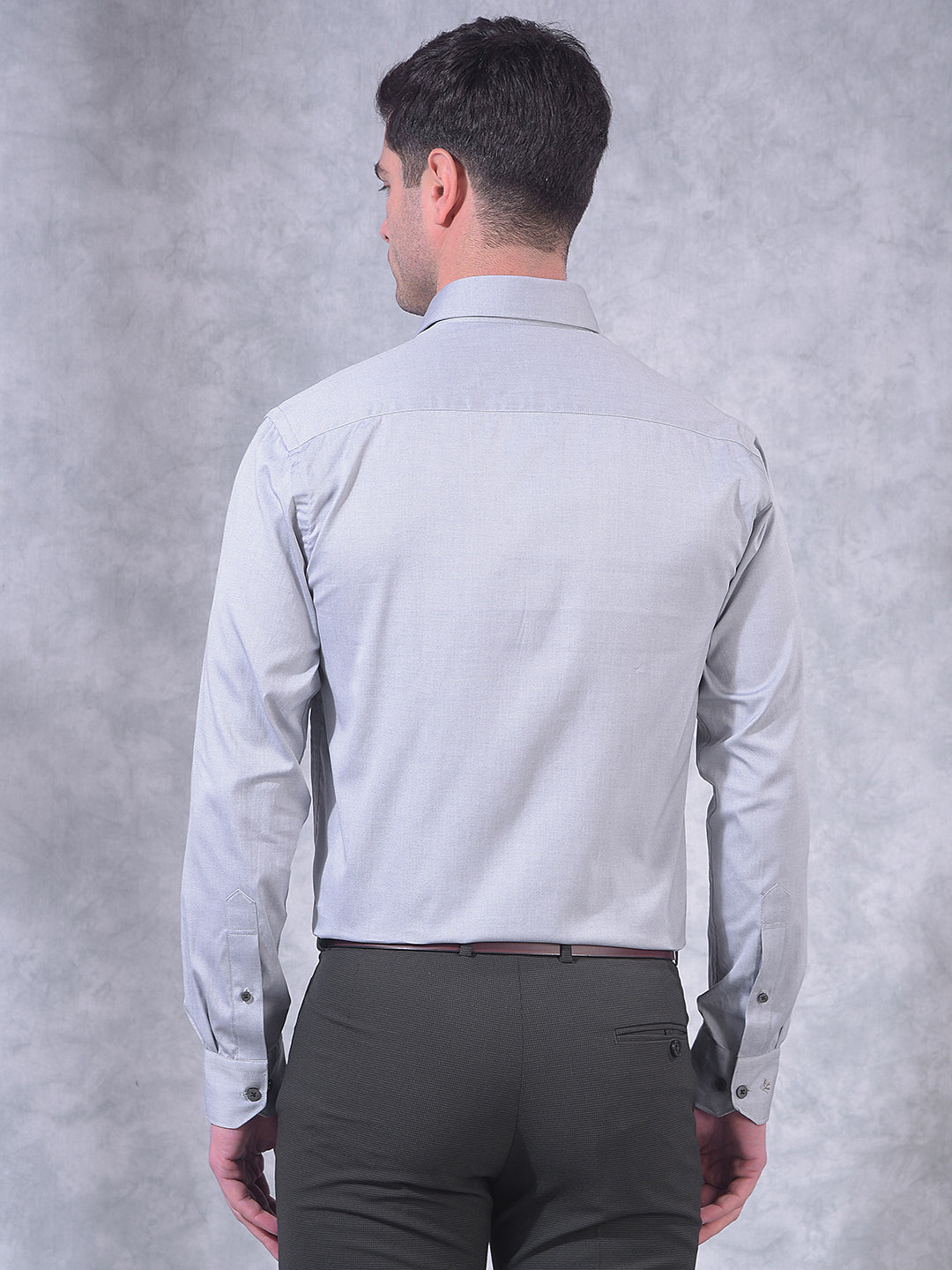 cobb grey solid smart-fit formal shirt