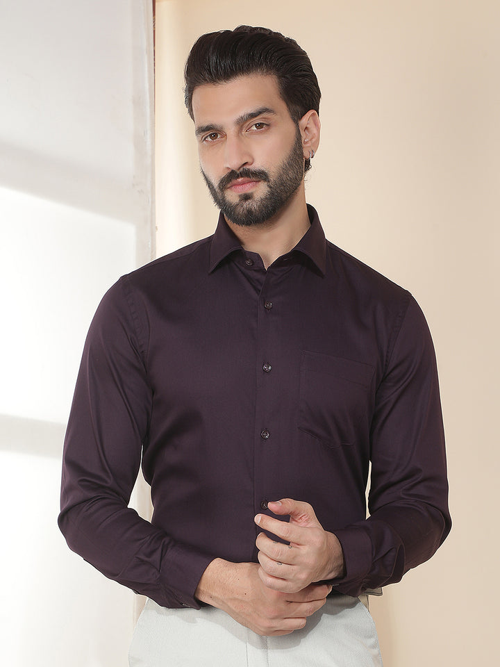 cobb dark purple solid slim-fit formal shirt