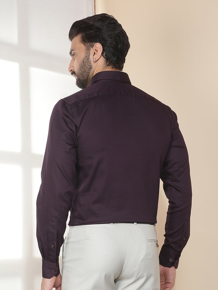 cobb dark purple solid slim-fit formal shirt
