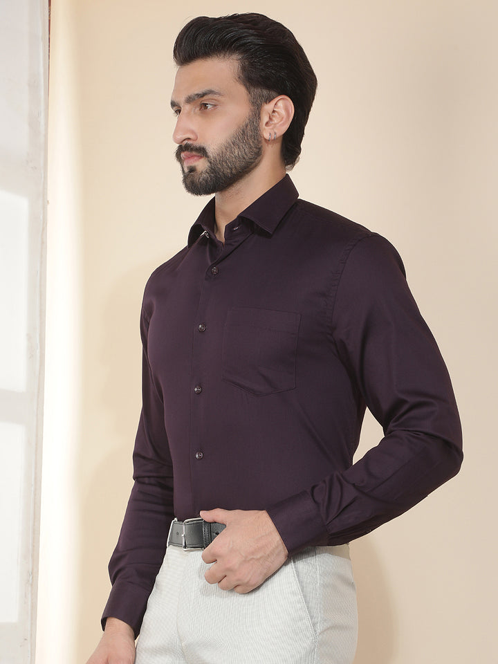 cobb dark purple solid slim-fit formal shirt
