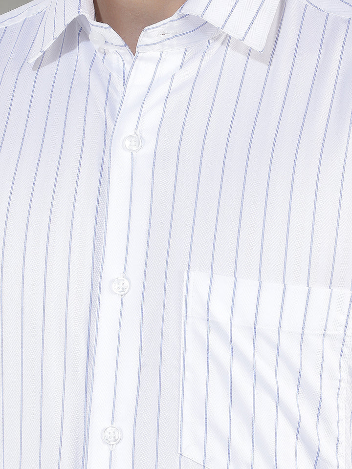 white striped smart-fit formal shirt