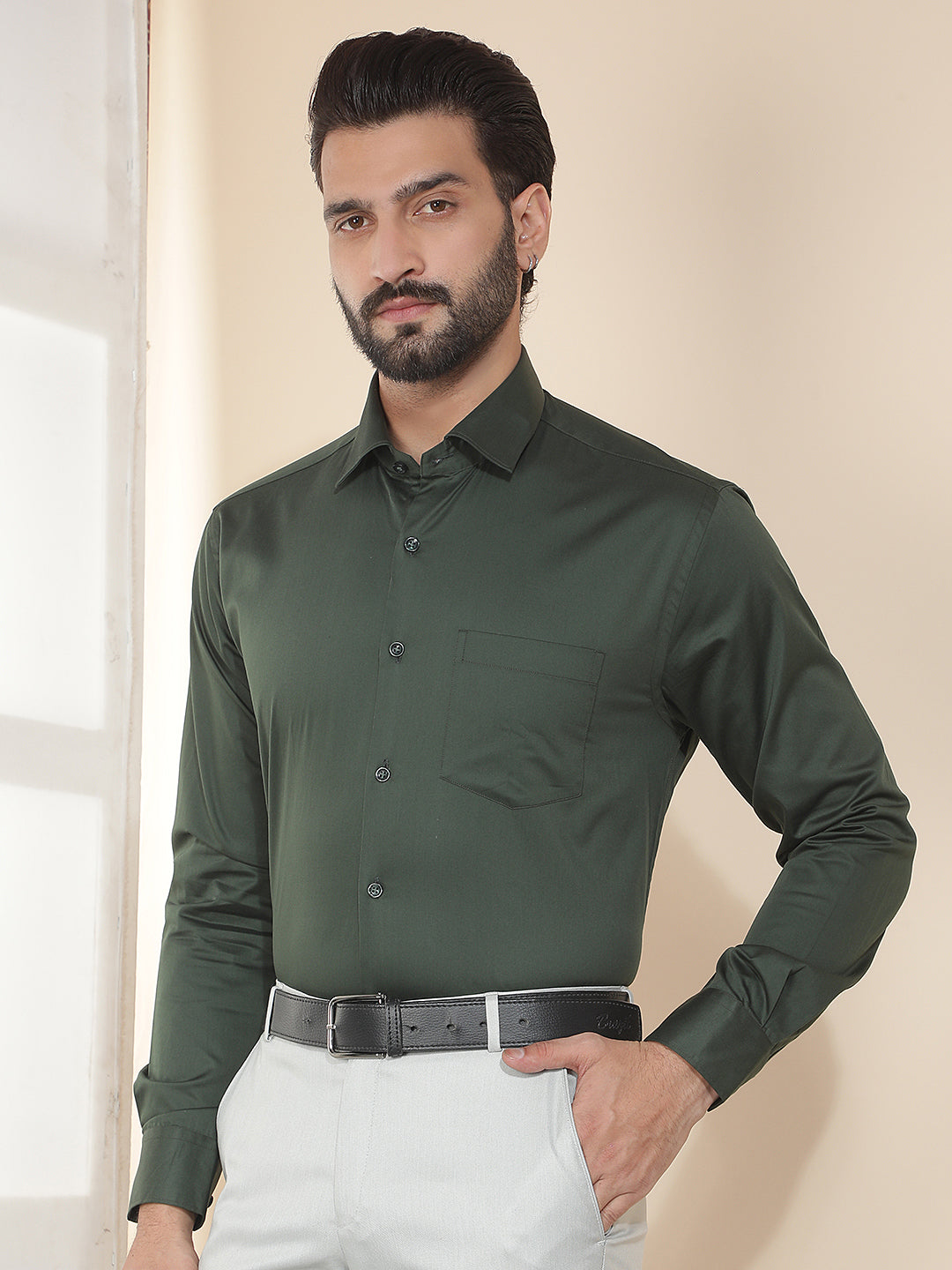cobb dark green solid smart-fit formal shirt