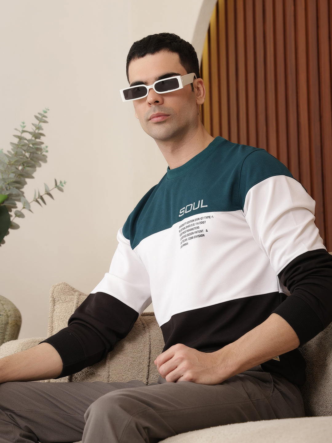 cobb green colorblock round neck full sleeve t-shirt