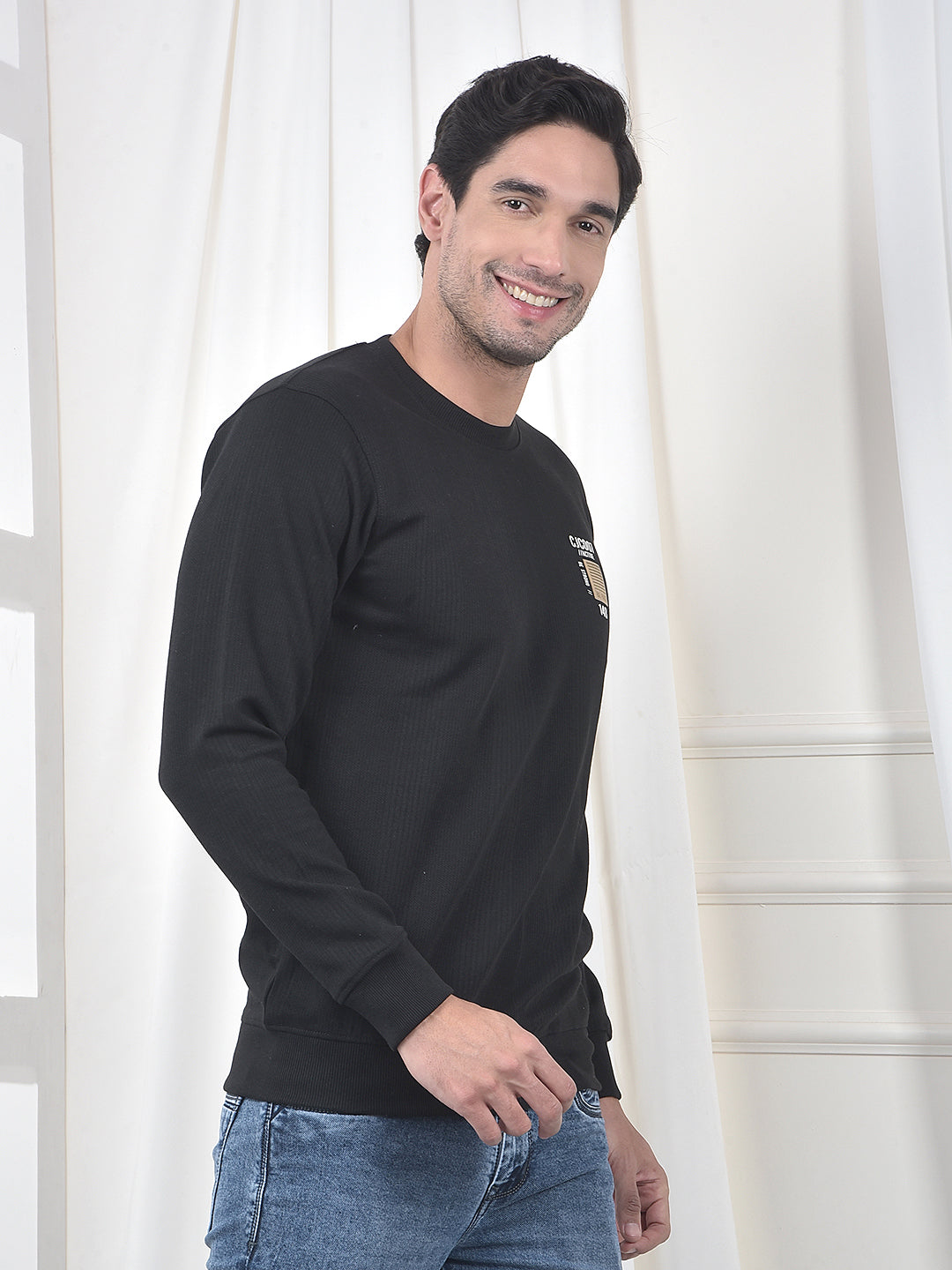 cobb black striped full-sleeve t-shirt
