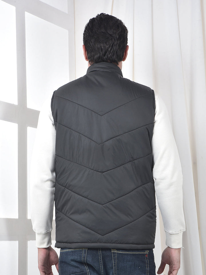 cobb solid black sleeveless zipper jacket