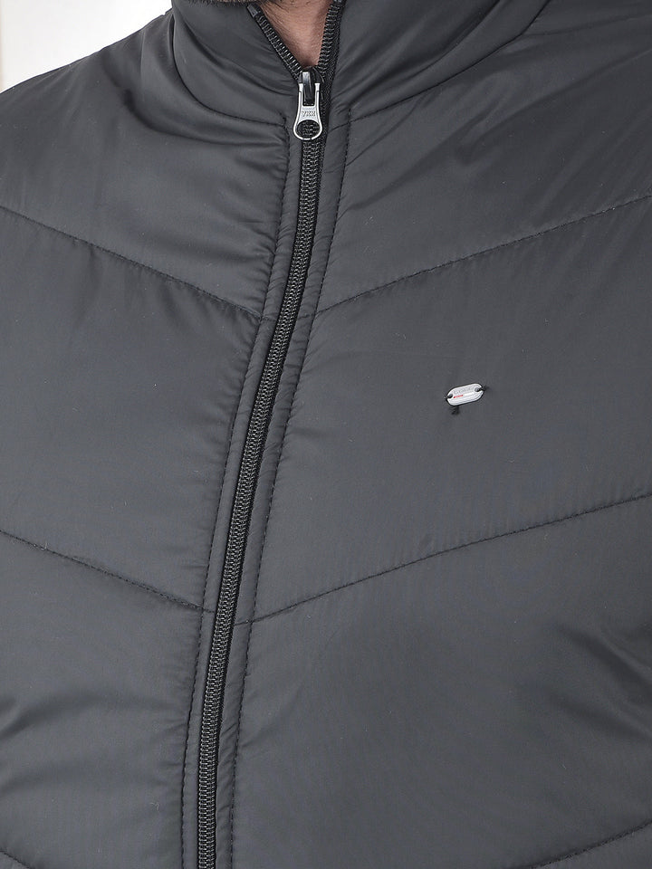 COBB SOLID BLACK SLEEVELESS ZIPPER JACKET