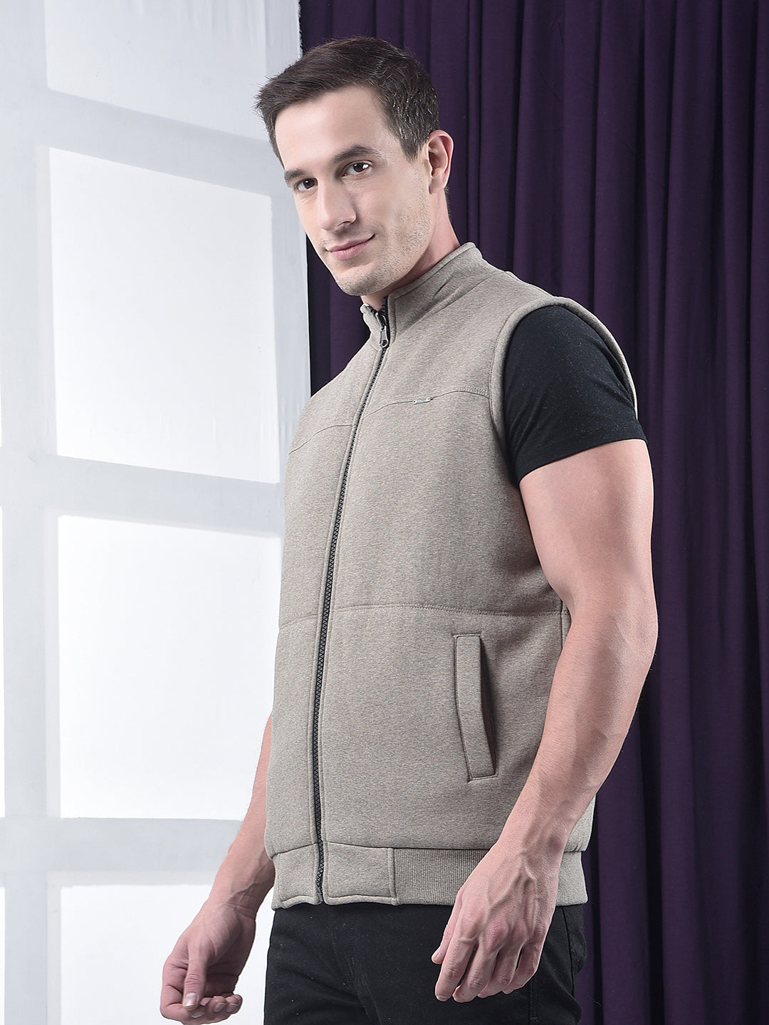 COBB SOLID BEIGE SLEEVELESS REVERSIBLE JACKET