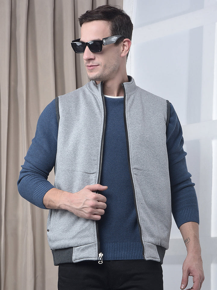 cobb solid light grey sleeveless reversible jacket