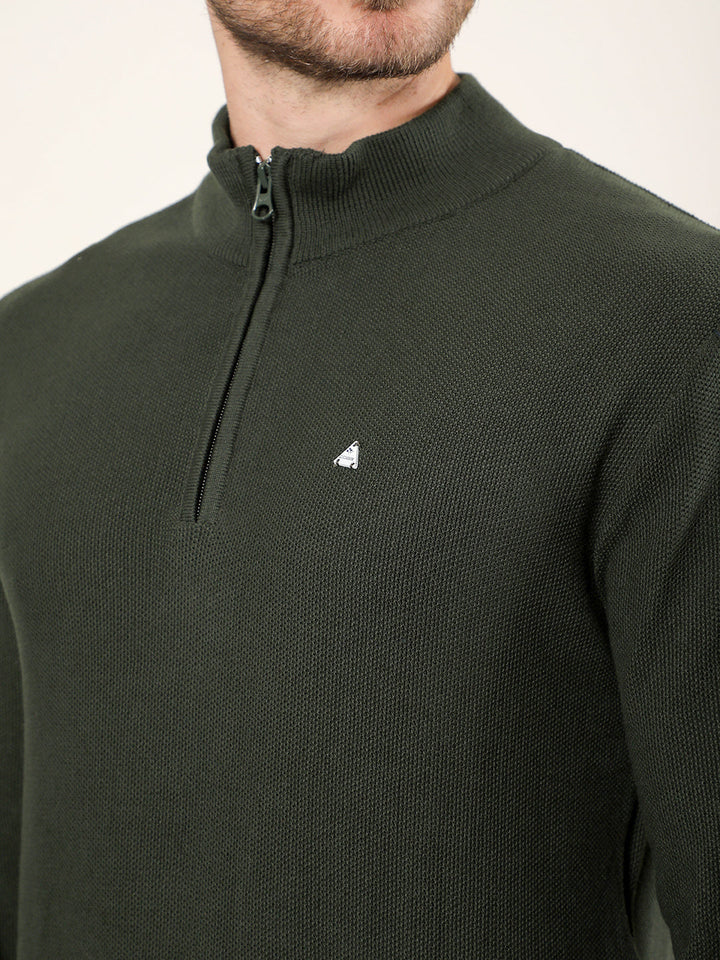 cobb solid green round neck half-zipper sweater