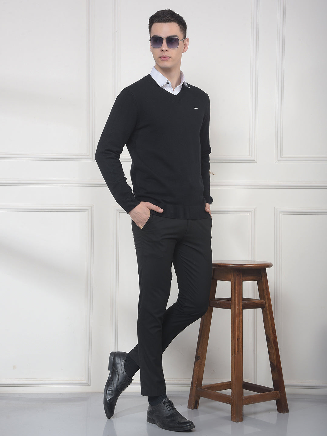 COBB SOLID BLACK V-NECK SWEATER
