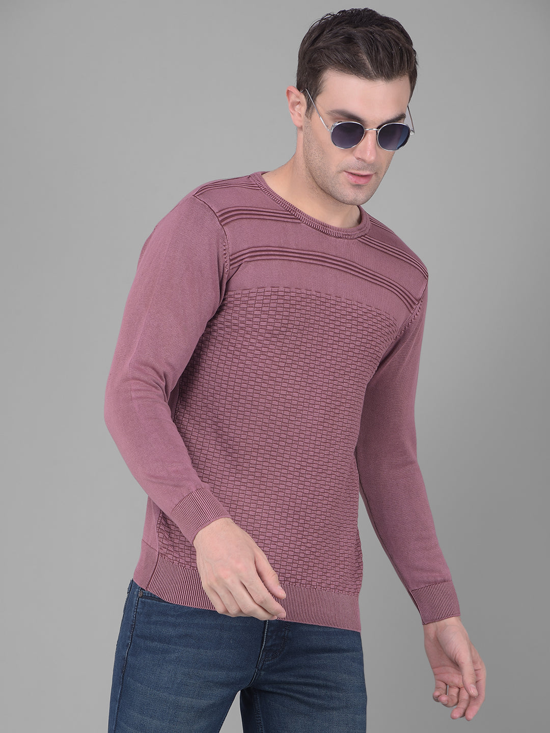 COBB SOLID CORAL PATTERN ROUND NECK SWEATER