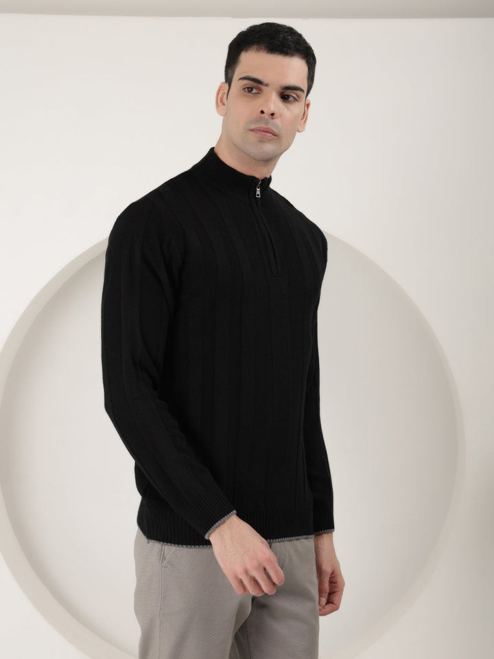 COBB BLACK STRIPED ROUND NECK HALF-ZIPPER SWEATER