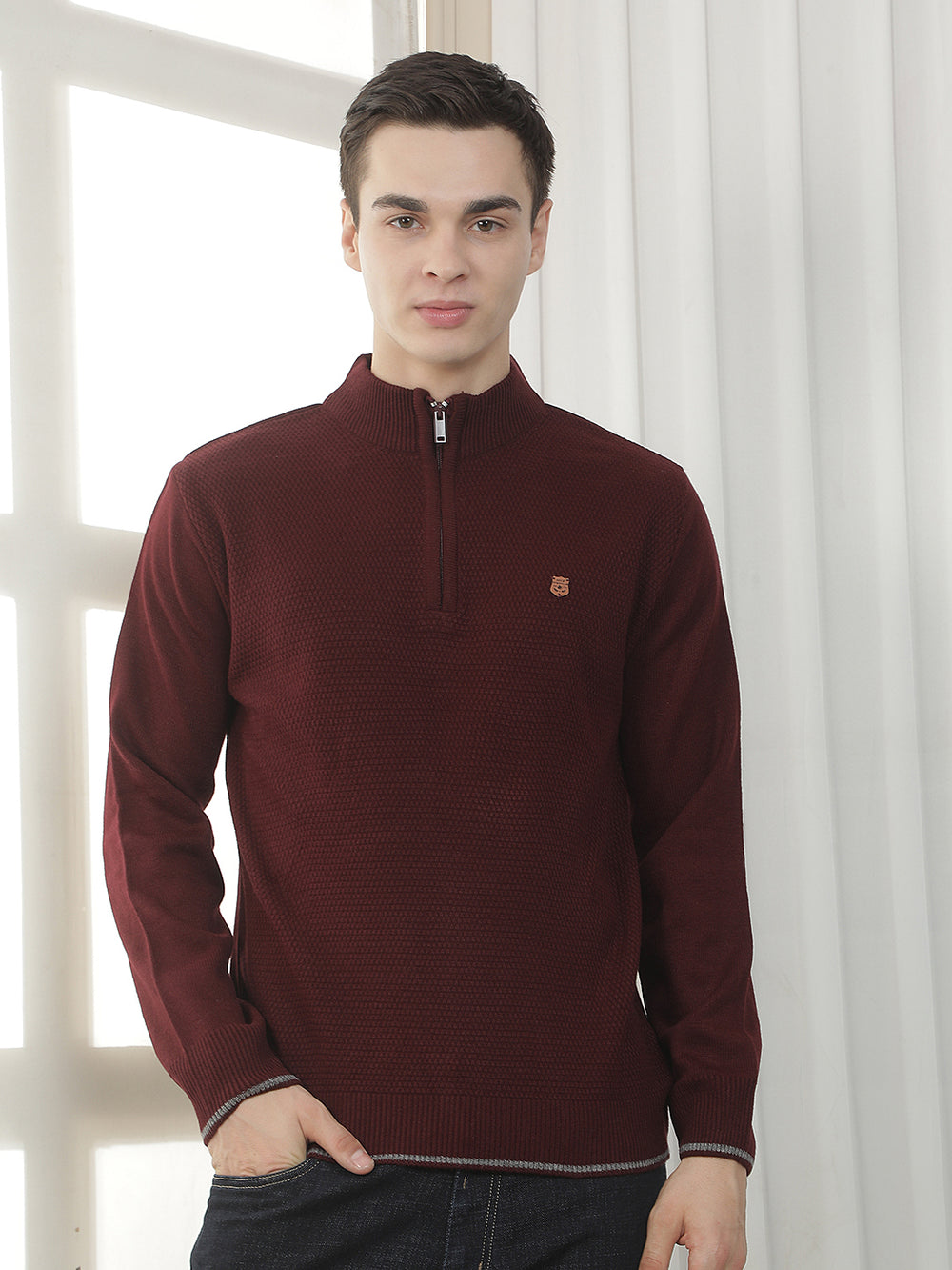 mehroon self-design zipper sweater