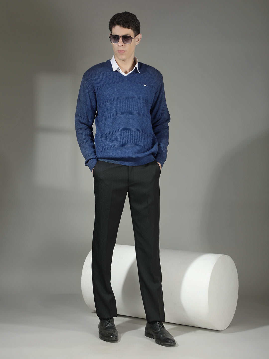 COBB BLUE SELF-DESIGN V-NECK SWEATER