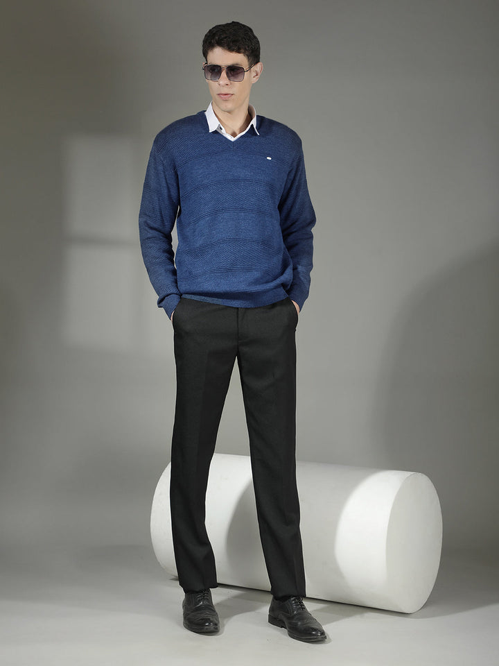 COBB BLUE SELF-DESIGN V-NECK SWEATER