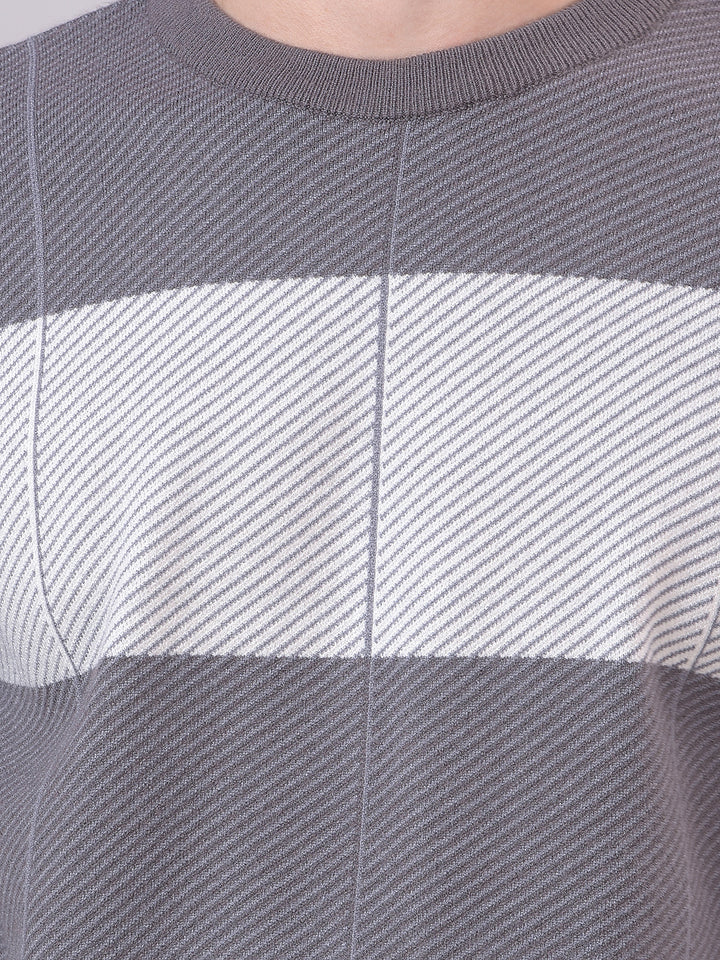 Grey Color-Block Round Sweater