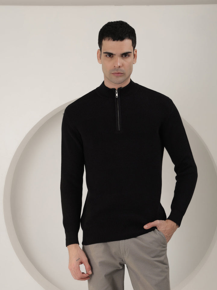 cobb black self-design round neck half-zipper sweater