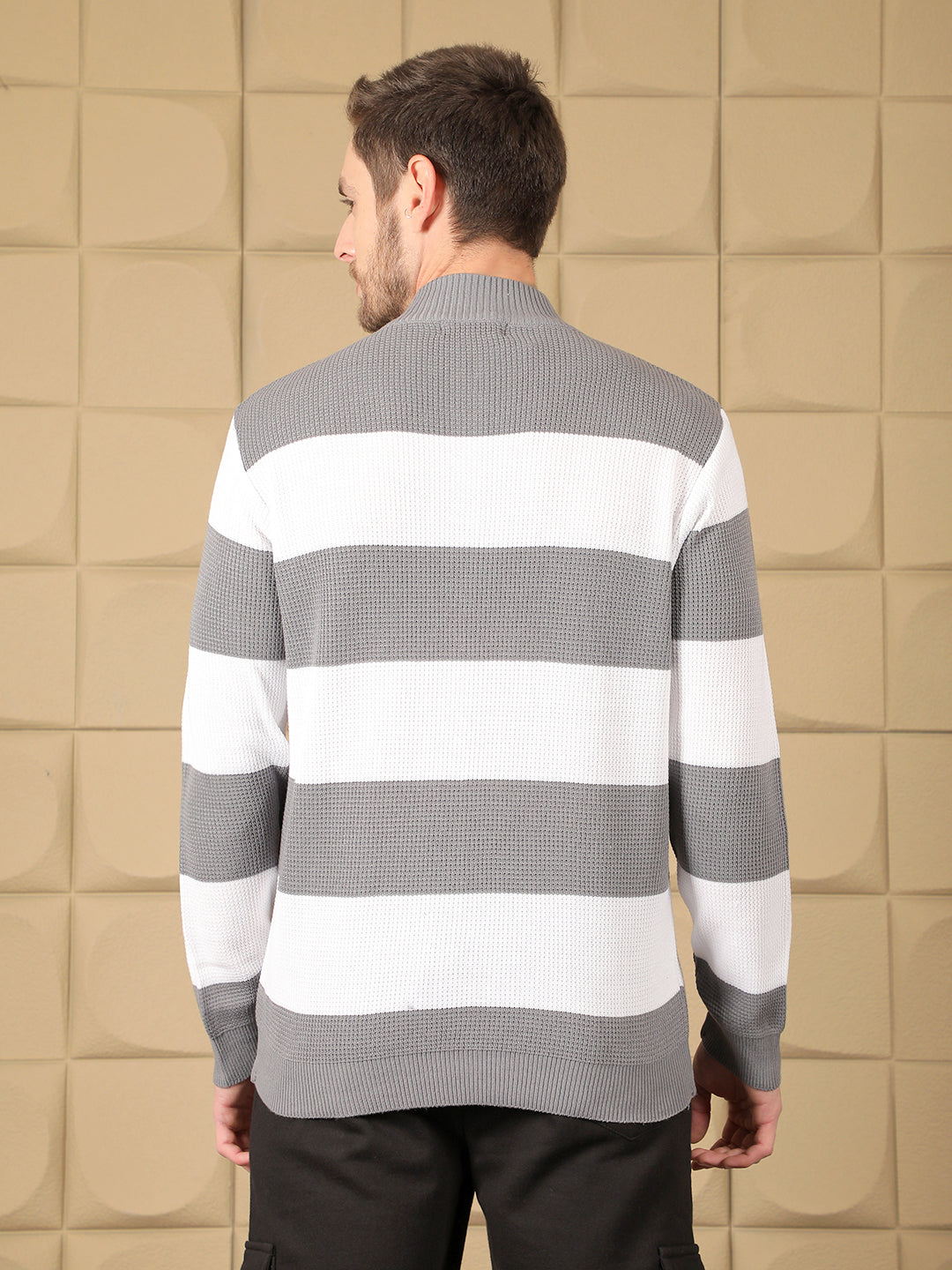 cobb grey white colour block round neck half-button sweater