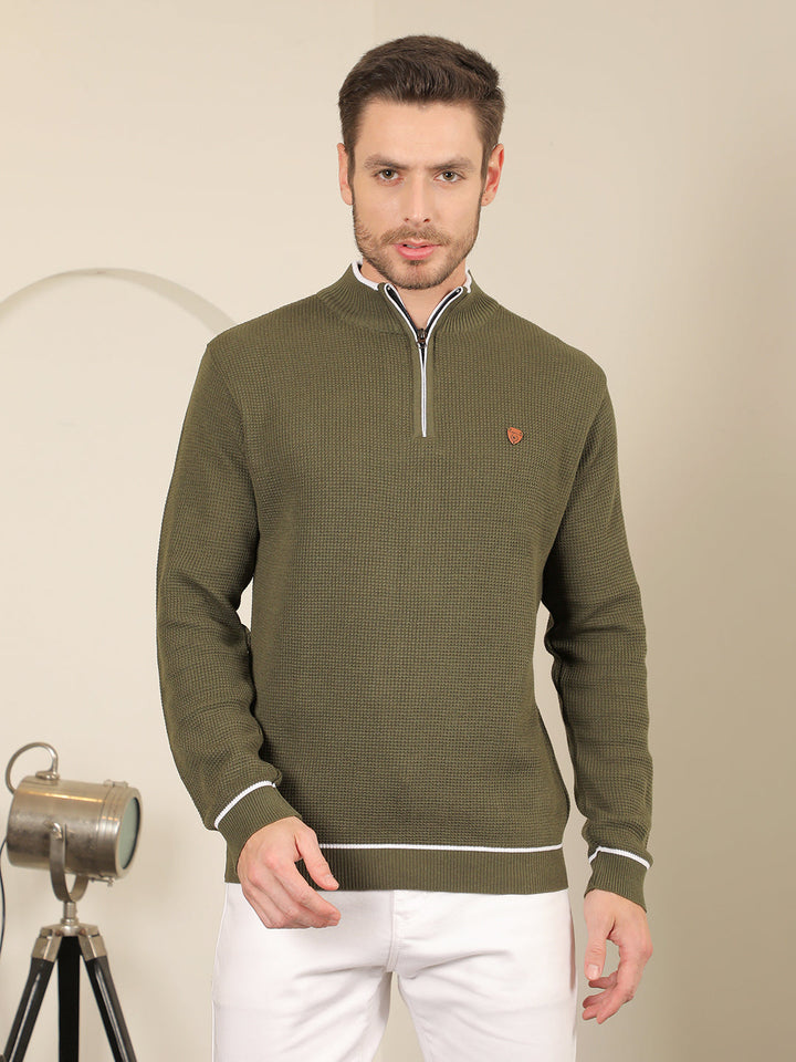 cobb mehandi self-design round neck half-zipper sweater