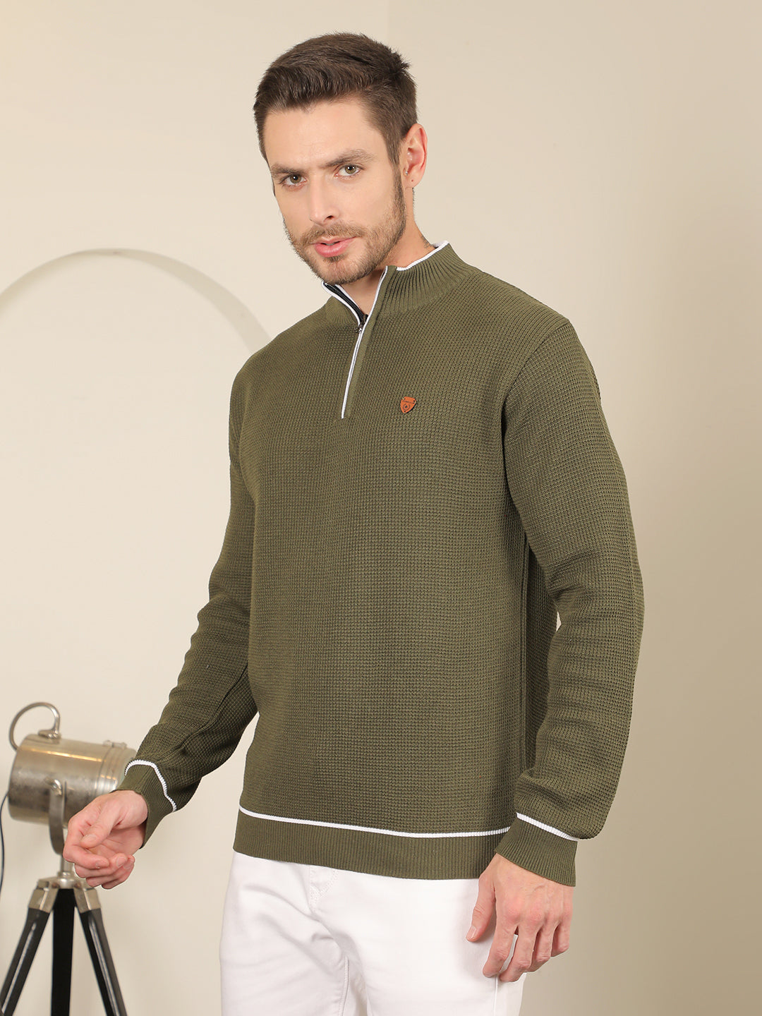 COBB MEHANDI SELF-DESIGN ROUND NECK HALF-ZIPPER SWEATER