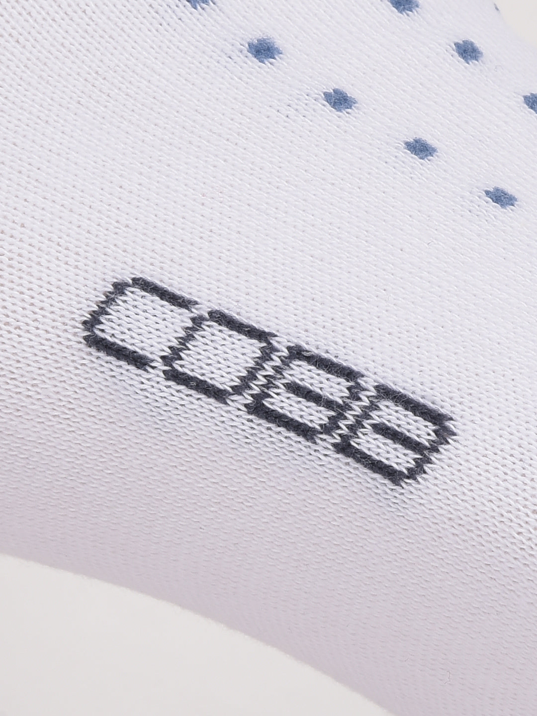 COBB WHITE SELF-DESIGN HALF-ANKLE SOCKS