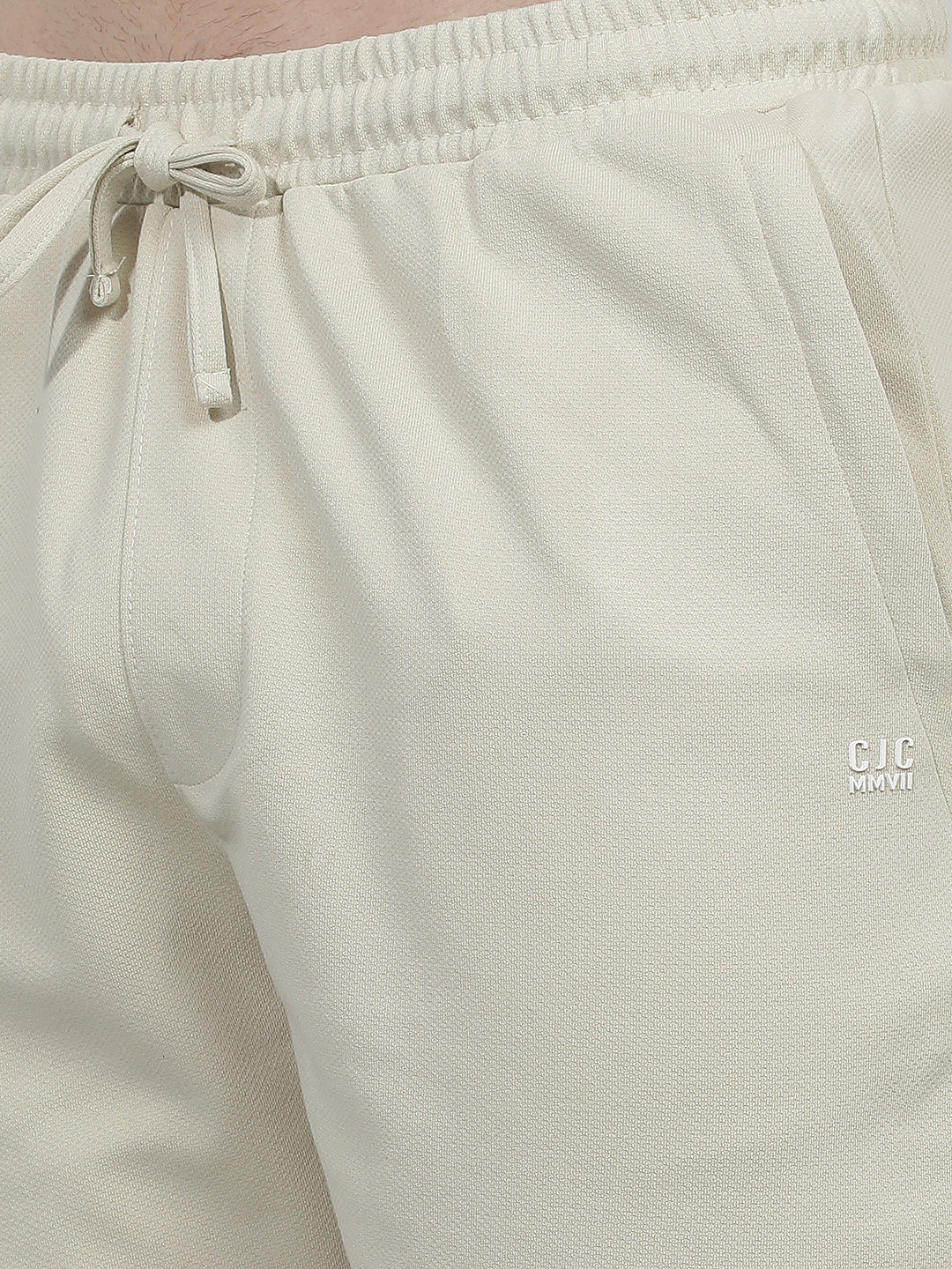 OFF WHITE SELF-DESIGN SHORTS