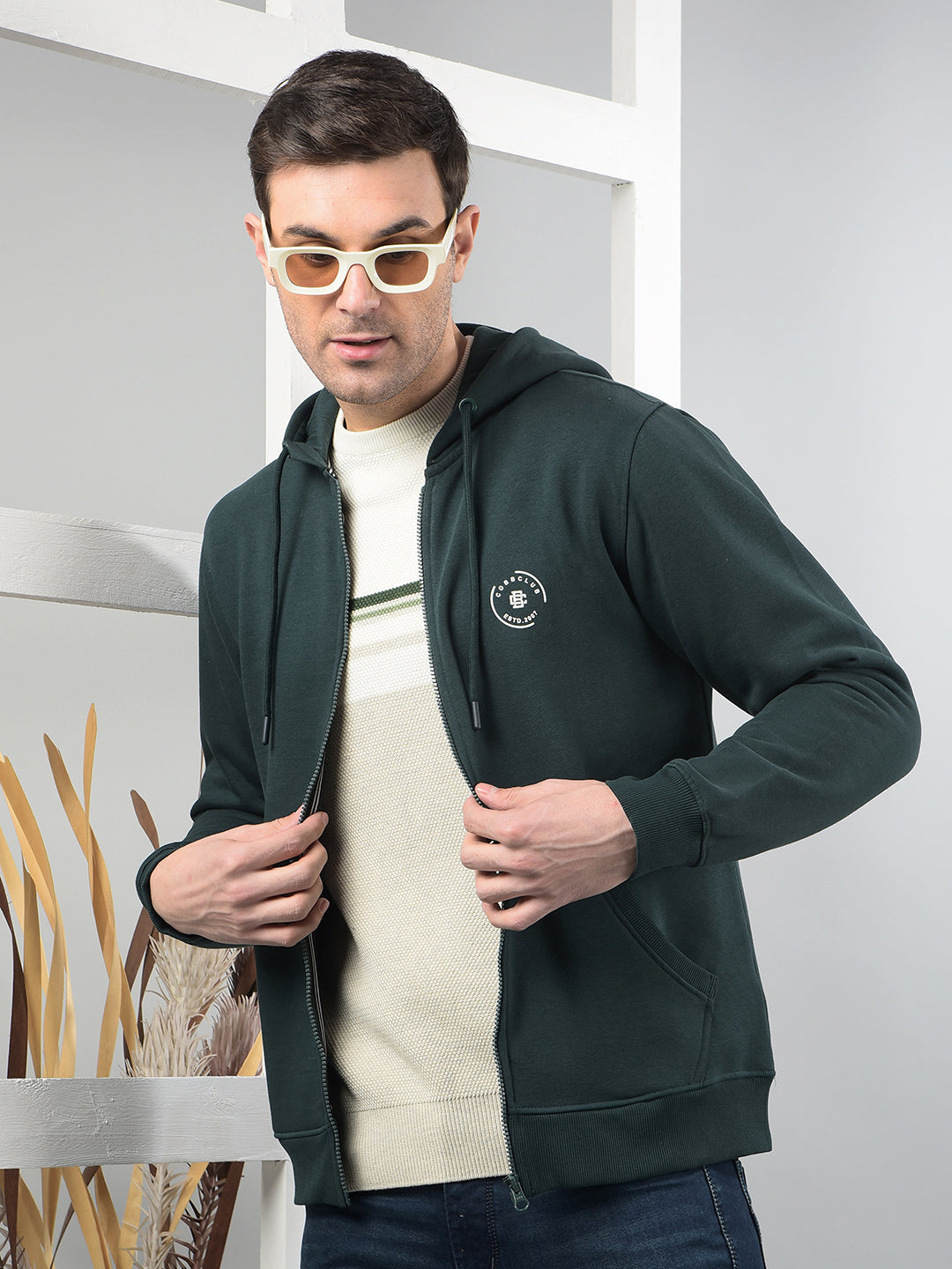 cobb solid bottle green zip-up hoodie