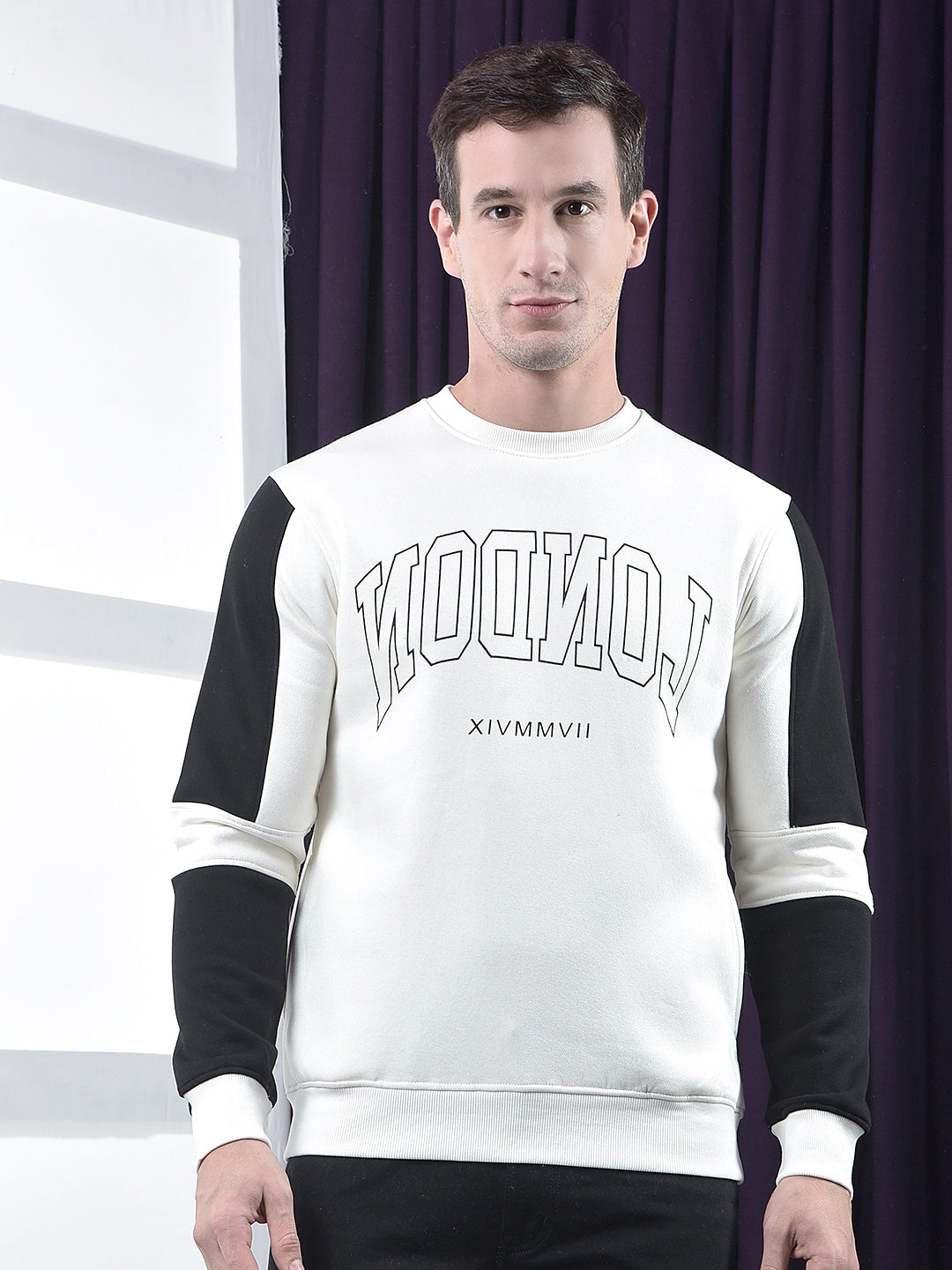 cobb white printed round neck sweatshirt