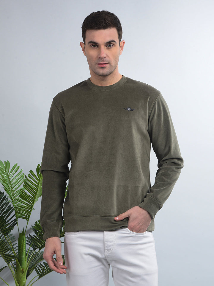 cobb solid olive round neck velvet sweatshirt