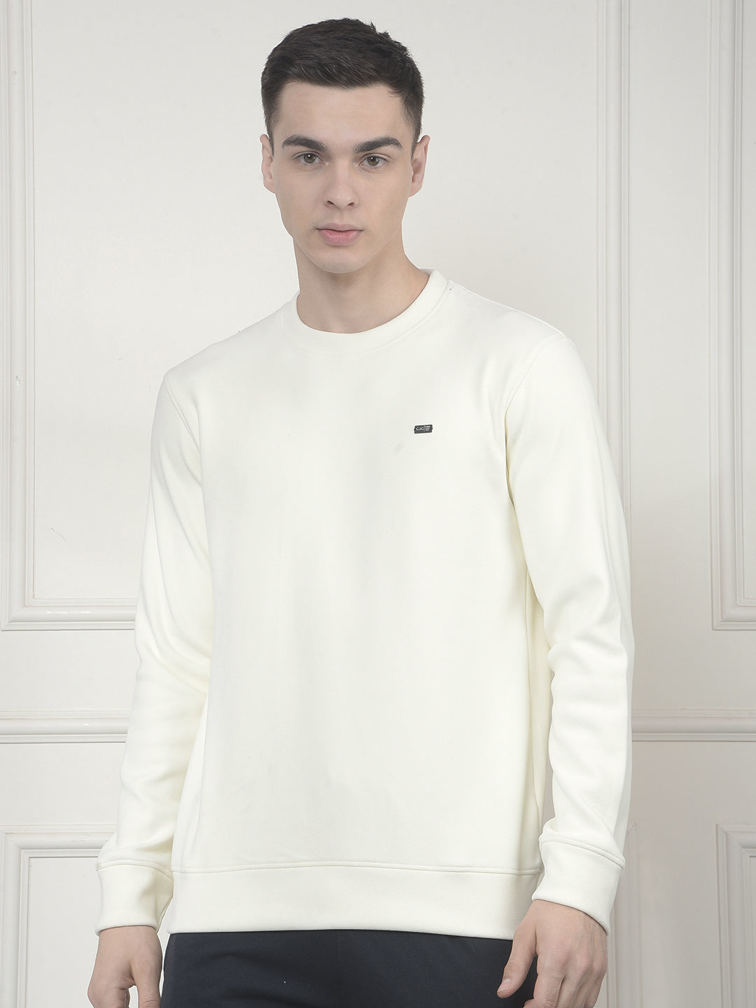 cobb solid off white round neck sweatshirt