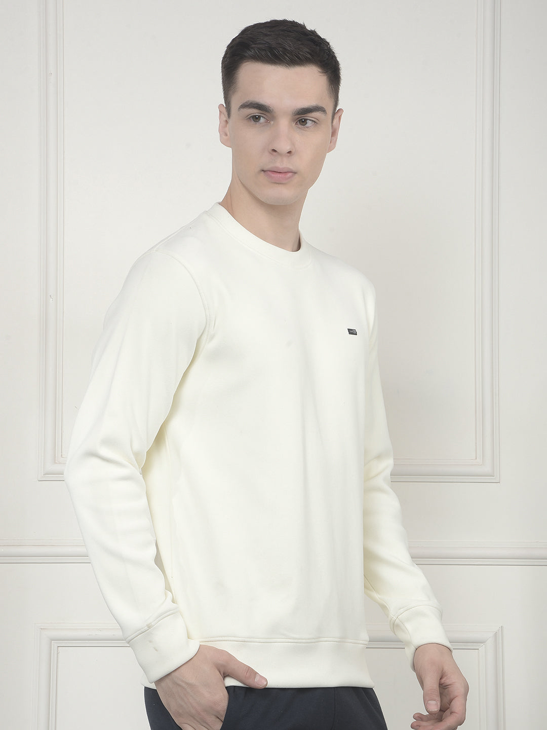 cobb solid off white round neck sweatshirt