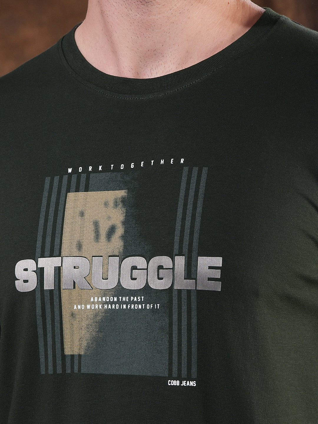 COBB BOTTLE GREEN PRINTED ROUND NECK T-SHIRT