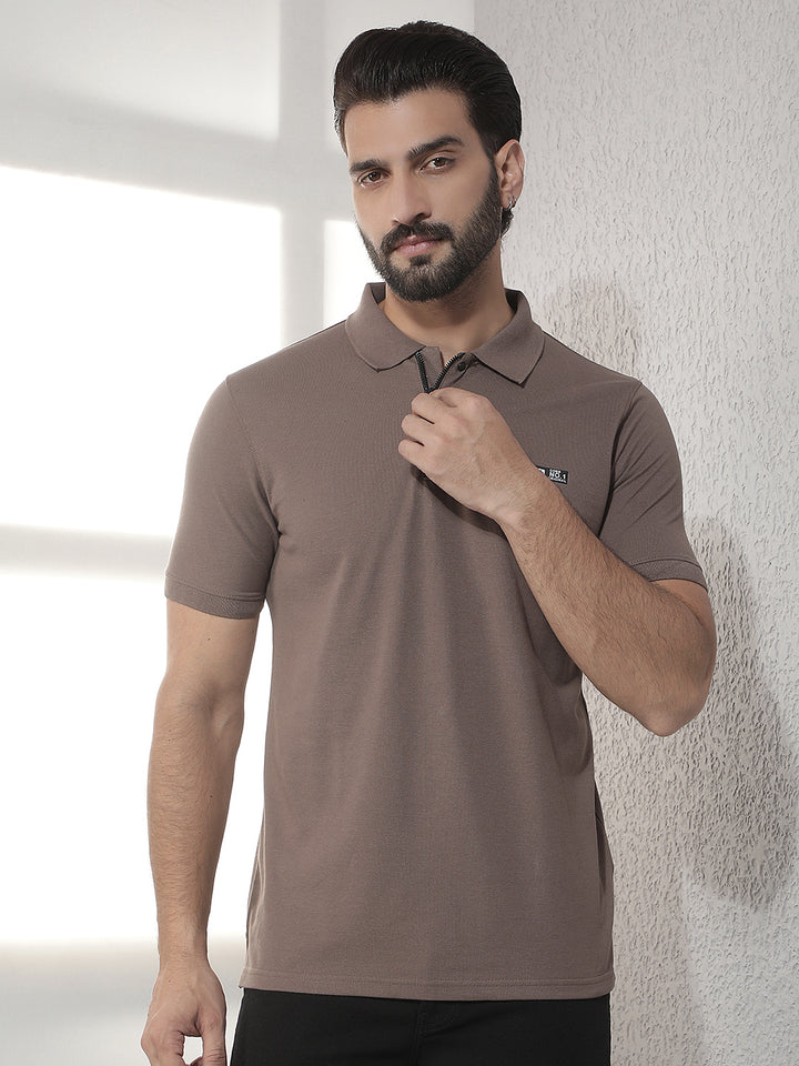 cobb brown solid polo neck t-shirt