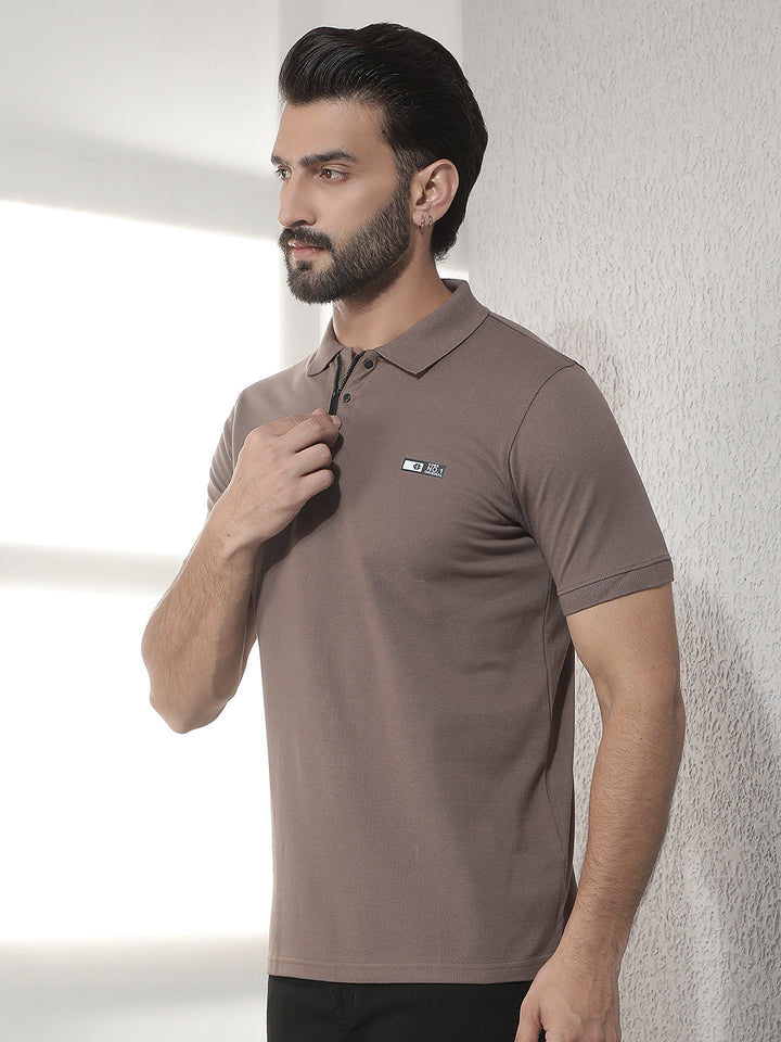 cobb brown solid polo neck t-shirt