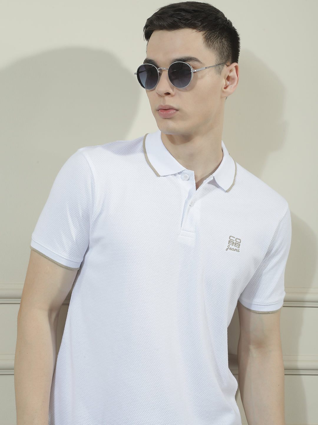 cobb white solid polo neck t-shirt
