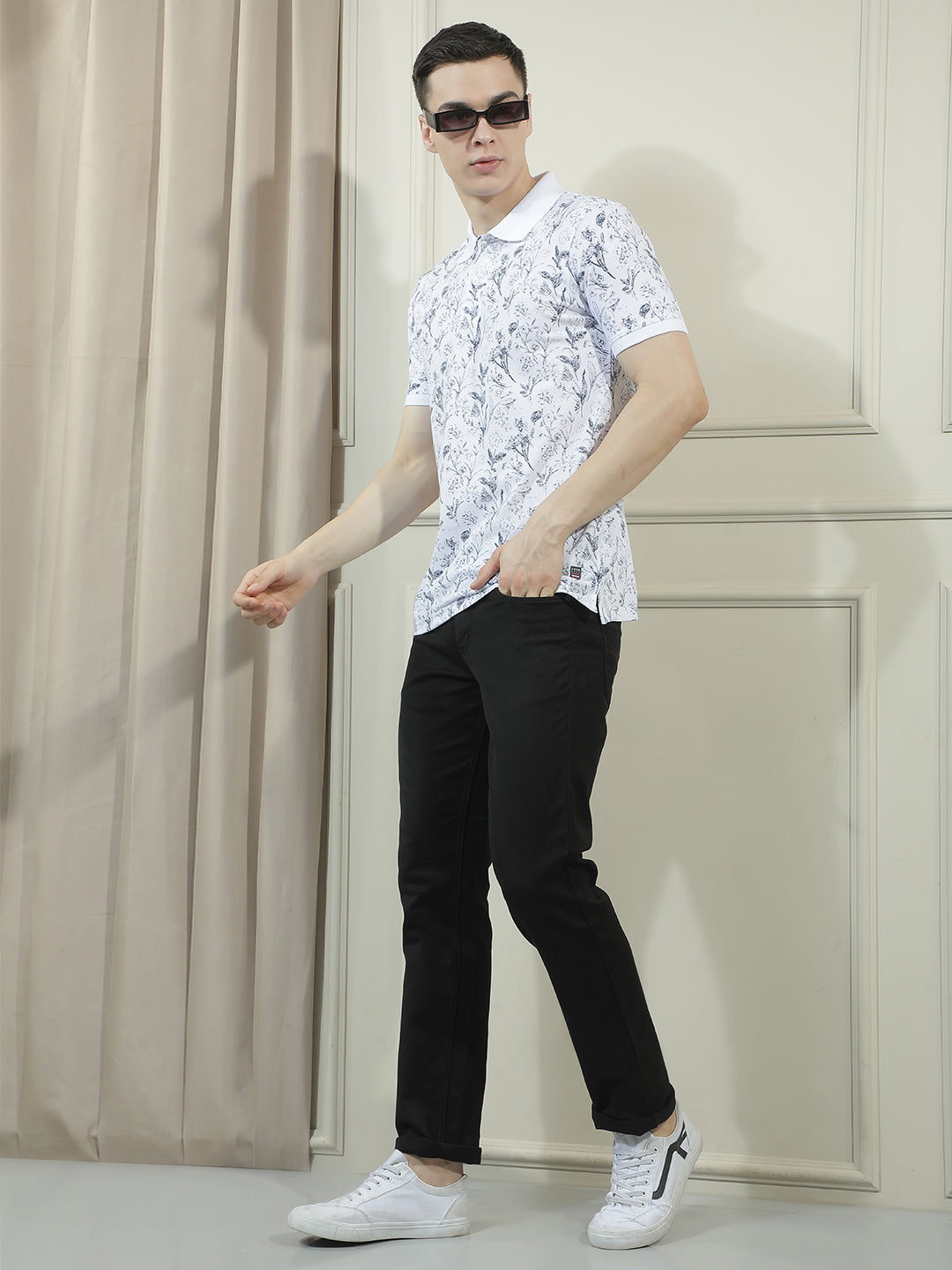 COBB WHITE PRINTED POLO NECK T-SHIRT