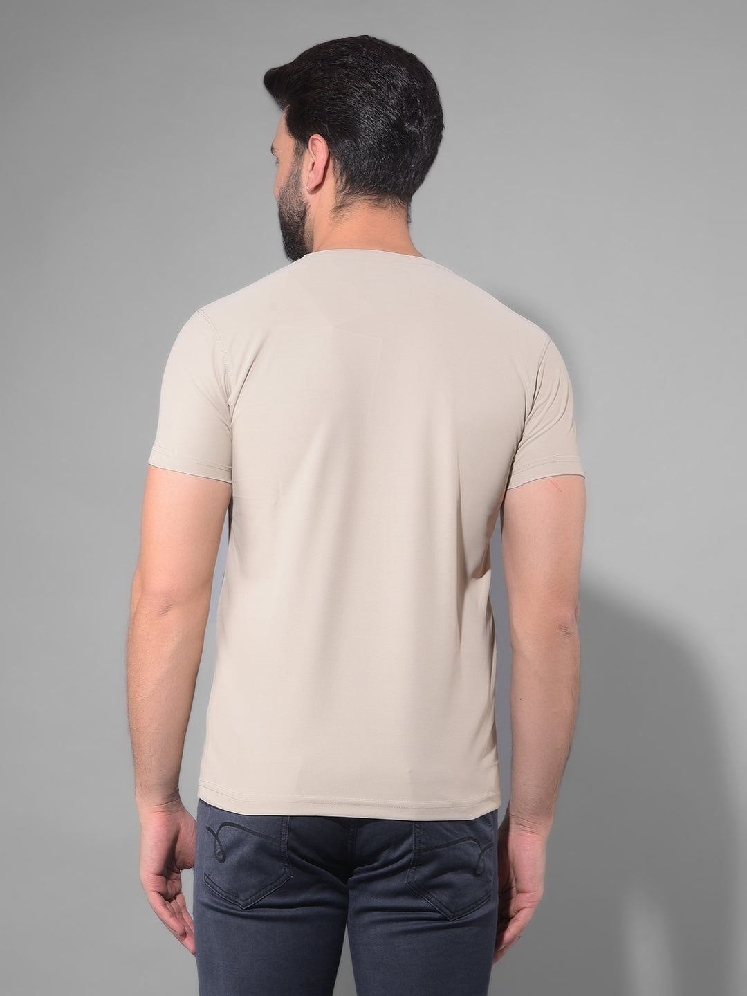 cobb solid light camel round neck t-shirt