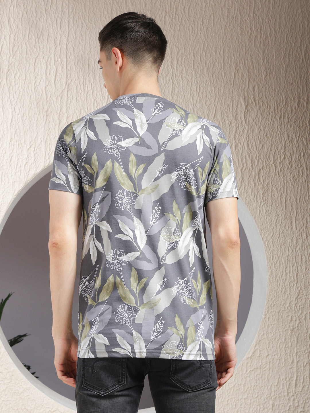 cobb dark grey printed round neck t-shirt