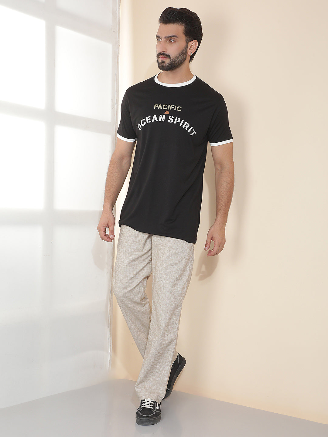 COBB BLACK PRINTED ROUND NECK T-SHIRT