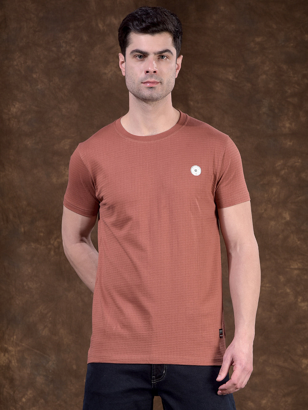 cobb rust self-design round neck t-shirt