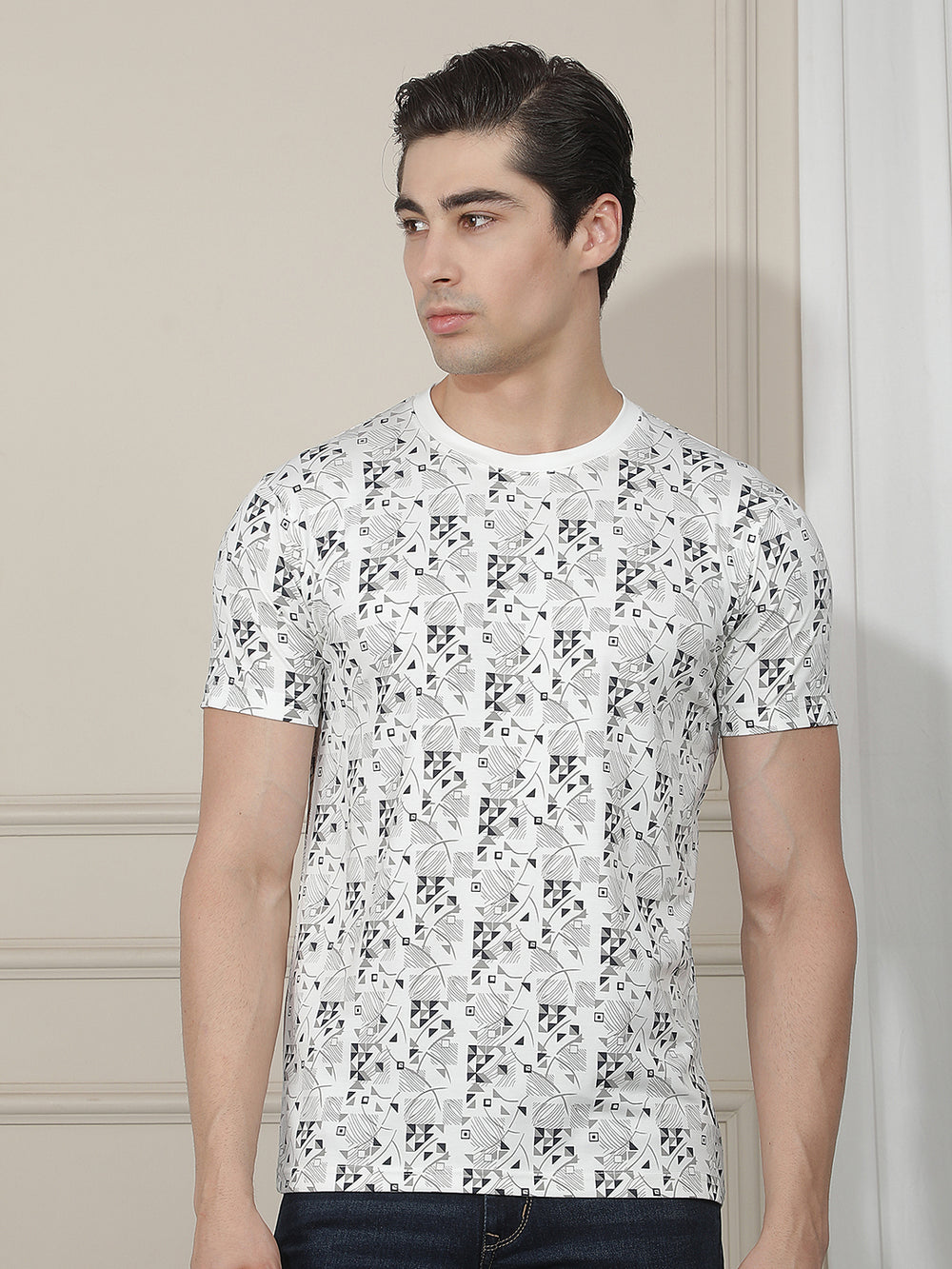 white printed round tees