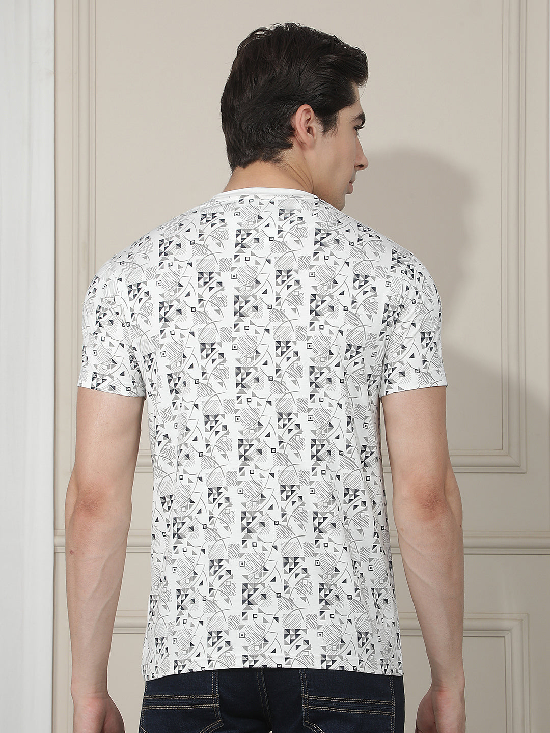 white printed round tees