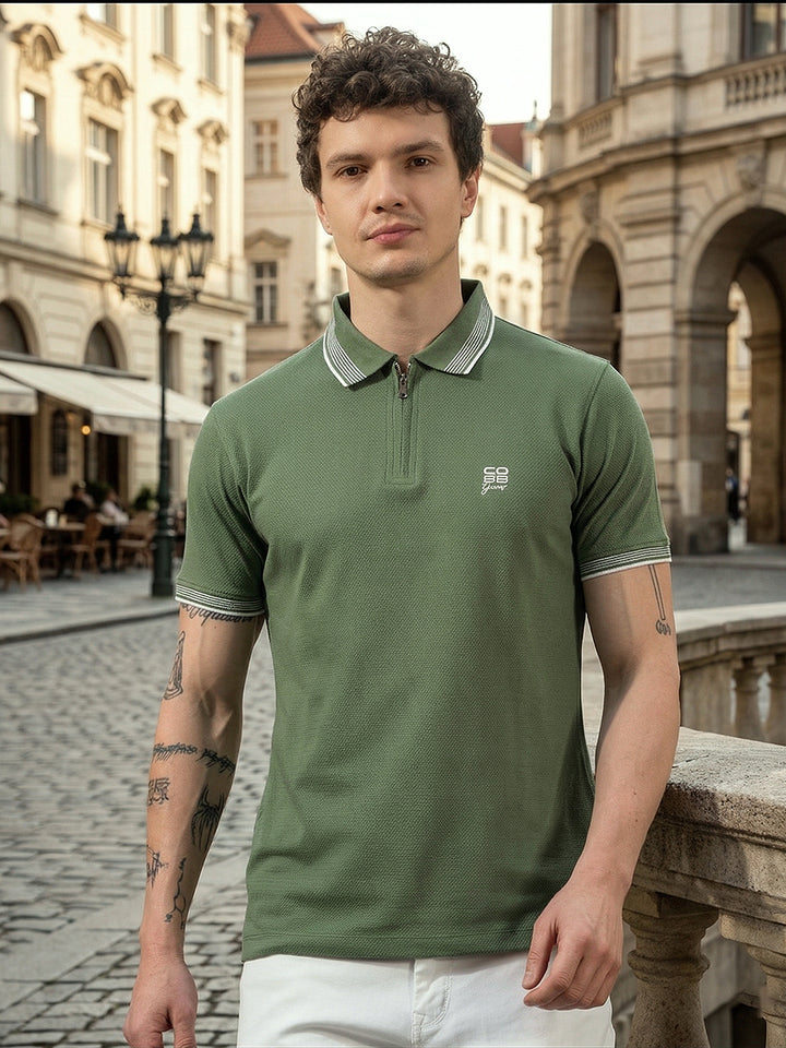 cobb green solid polo neck t-shirt