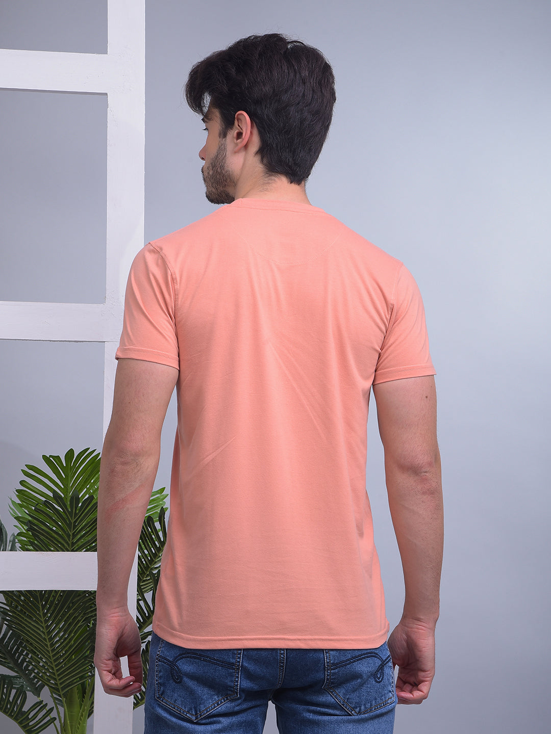 cobb peach printed round neck t-shirt