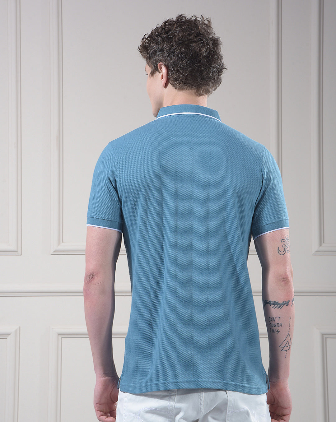 cobb blue solid polo neck t-shirt